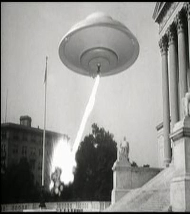 Des aliens dans la ville