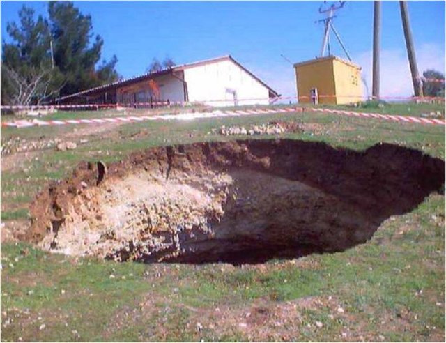 A Hole To Another Place SCP-1437